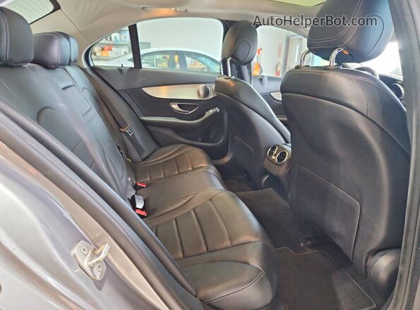 55SWF4KB0GU134709 2016 MERCEDES-BENZ C Silver უკანა სავარძლების ხედი