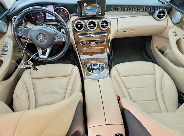 55SWF4KB0HU181675 2017 MERCEDES-BENZ C Белый Вид панели приборов