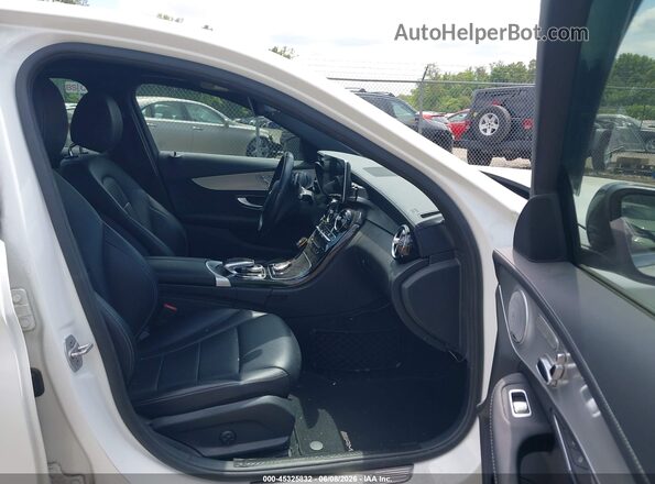 55SWF4KB2GU137899 2016 MERCEDES-BENZ C-CLASS White 