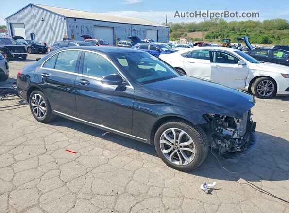 55SWF4KB2JU246693 2018 MERCEDES-BENZ C Black Передня права чверть