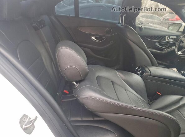 55SWF4KB2JU273408 2018 MERCEDES-BENZ C White Հետևի նստատեղերի տեսք