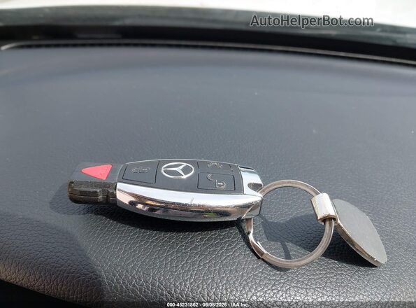 55SWF4KB3GU106189 2016 MERCEDES-BENZ C-CLASS White Dashboard view