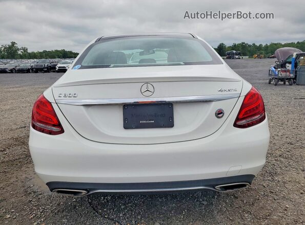 55SWF4KB3GU112901 2016 MERCEDES-BENZ C White Հետևի տեսք