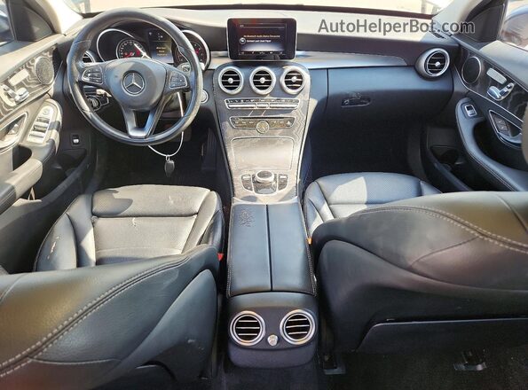 55SWF4KB3HU202146 2017 MERCEDES-BENZ C Серый Вид панели приборов