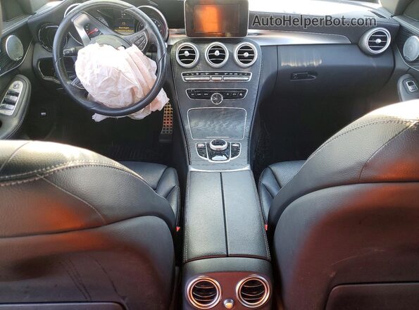 55SWF4KB4HU181744 2017 MERCEDES-BENZ C White Vista del salpicadero