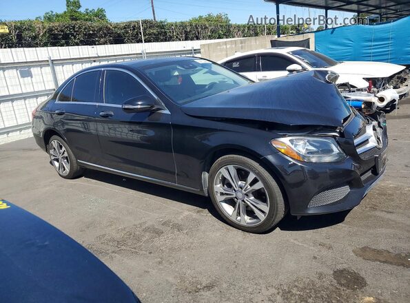 55SWF4KB4HU193120 2017 MERCEDES-BENZ C Черный Передняя правая четверть