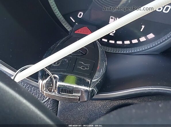 55SWF4KB5JU262824 2018 MERCEDES-BENZ C-CLASS Черный Вид панели приборов