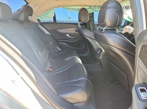 55SWF4KB6GU105988 2016 MERCEDES-BENZ C Silver Вид задніх сидінь