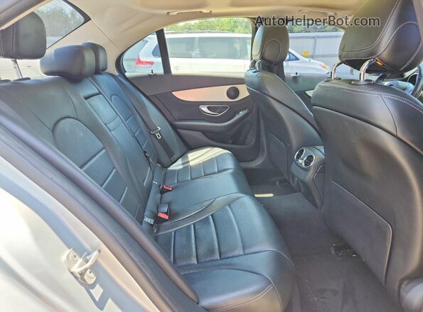 55SWF4KB6GU117638 2016 MERCEDES-BENZ C Silver 