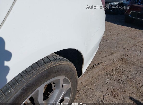 55SWF4KB6JU242940 2018 MERCEDES-BENZ C-CLASS White Front view