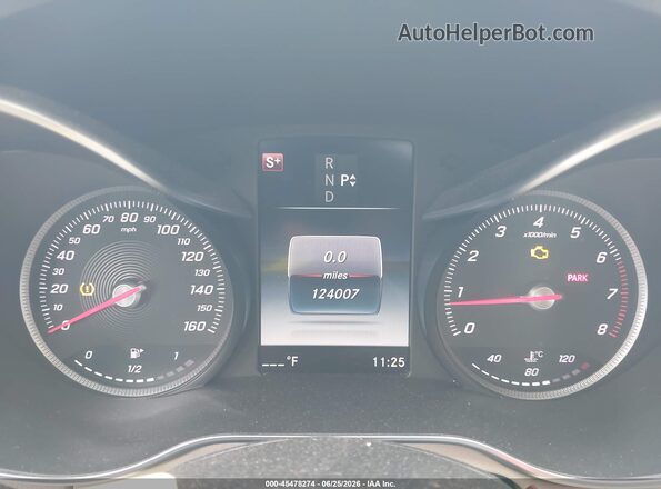 55SWF4KB7HU197193 2017 MERCEDES-BENZ C-CLASS Red Vista de los asientos traseros