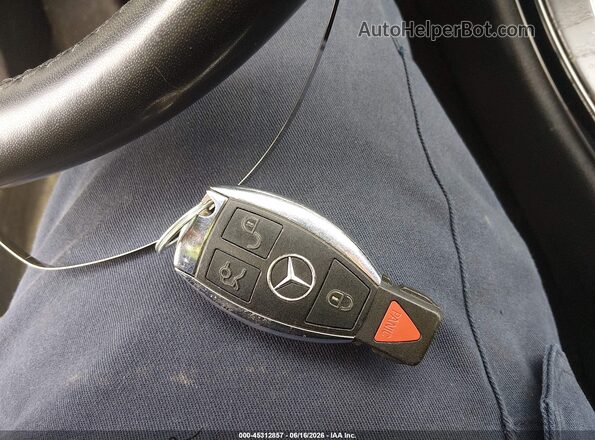 55SWF4KB7JU273744 2018 MERCEDES-BENZ C-CLASS Black Dashboard view