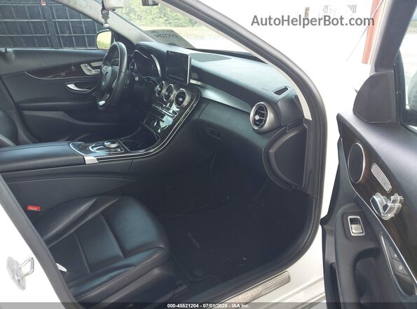 55SWF4KB8JU238324 2018 MERCEDES-BENZ C-CLASS White Vista interior delantera