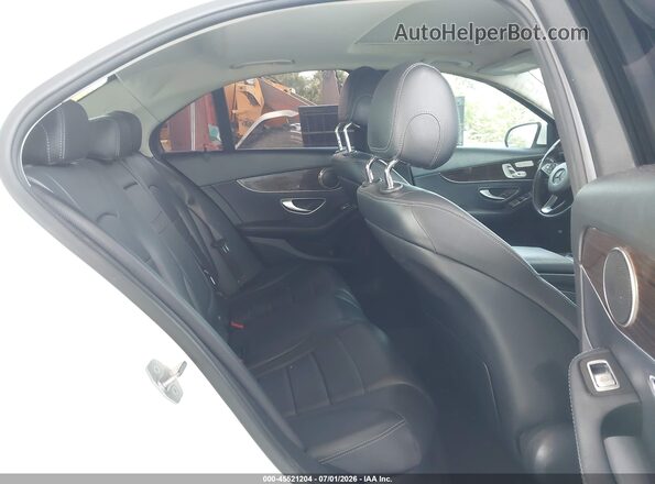 55SWF4KB8JU238324 2018 MERCEDES-BENZ C-CLASS White Vista de la etiqueta del VIN