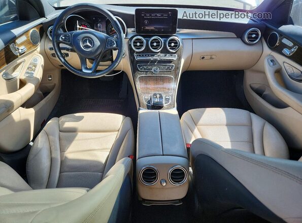 55SWF4KB8JU258069 2018 MERCEDES-BENZ C Черный Вид панели приборов