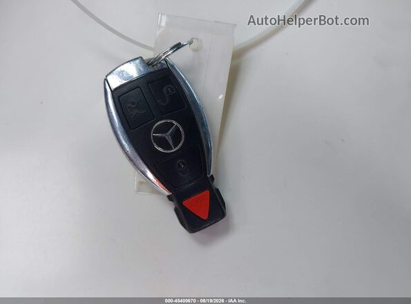 55SWF4KBXGU172111 2016 MERCEDES-BENZ C-CLASS Silver Vista del salpicadero