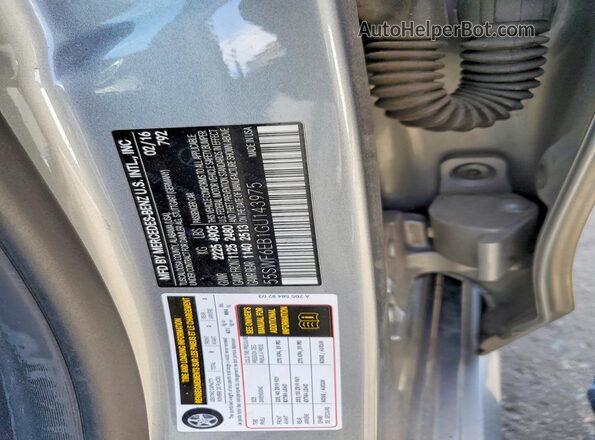 55SWF6EB1GU143975 2016 MERCEDES-BENZ C Gray Vista del compartimento del motor