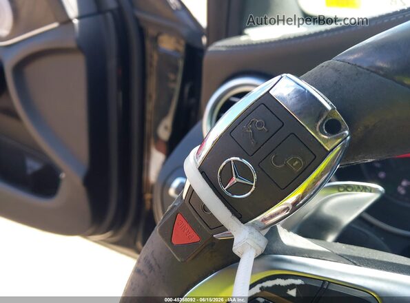 55SWF6EB2HU214280 2017 MERCEDES-BENZ AMG C 43 Purple Dashboard view