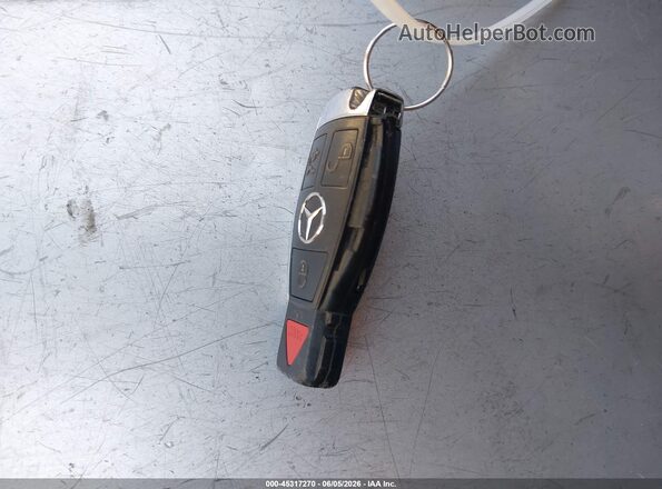 55SWF6EB4GU137748 2016 MERCEDES-BENZ C-CLASS Белый 