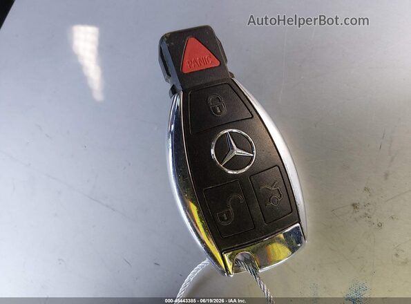 55SWF6EB7GU131345 2016 MERCEDES-BENZ C-CLASS Black Widok deski rozdzielczej
