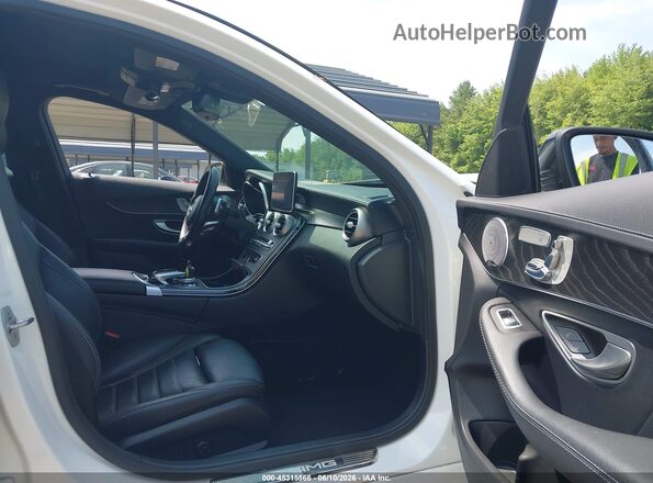 55SWF6EB8HU213893 2017 MERCEDES-BENZ AMG C 43 White Front interior view