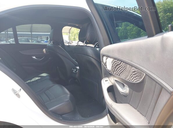 55SWF6EB8HU213893 2017 MERCEDES-BENZ AMG C 43 White VIN sticker view