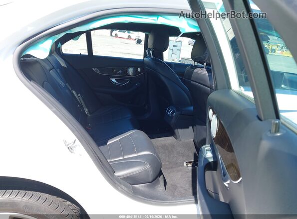 55SWF8DB0KU300126 2019 MERCEDES-BENZ C-CLASS White Widok naklejki z numerem VIN