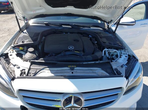 55SWF8DB0KU300126 2019 MERCEDES-BENZ C-CLASS White Widok z tyłu