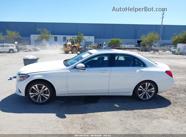 55SWF8DB0KU300126 2019 MERCEDES-BENZ C-CLASS White Widok wnętrza 360 stopni