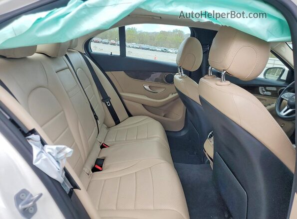 55SWF8DB3KU308592 2019 MERCEDES-BENZ C White Հետևի նստատեղերի տեսք