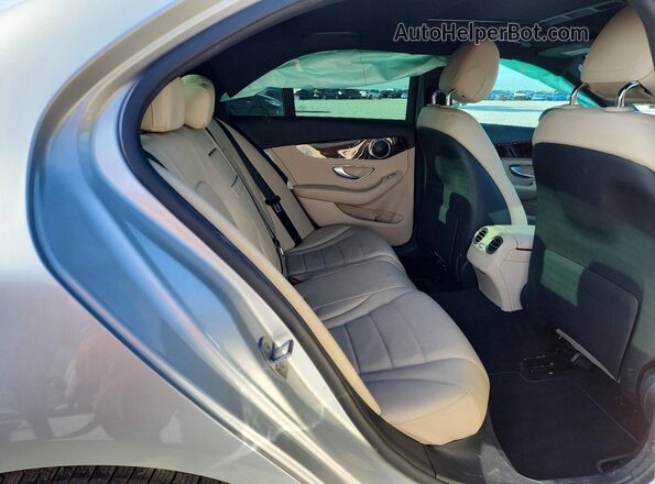 55SWF8DB4KU287560 2019 MERCEDES-BENZ C Silver Widok tylnych siedzeń
