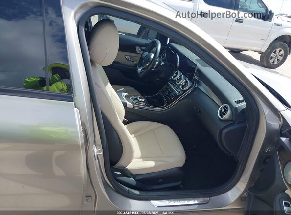 55SWF8DB4KU294072 2019 MERCEDES-BENZ C-CLASS Серебряный Вид салона спереди