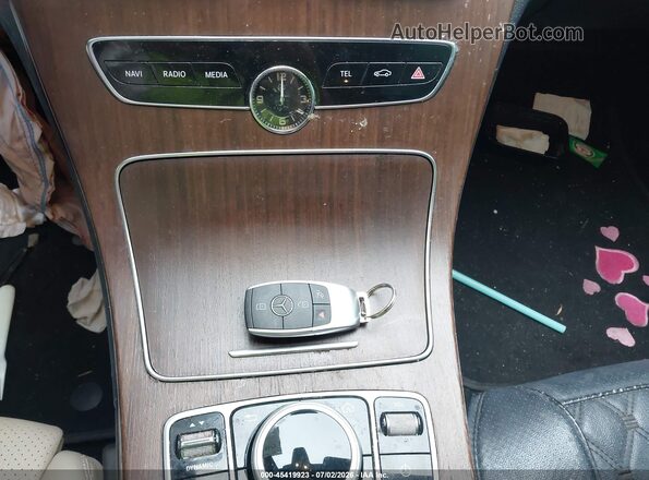 55SWF8DB4LU327895 2020 MERCEDES-BENZ C-CLASS Blue Առջևի վահանակի տեսք