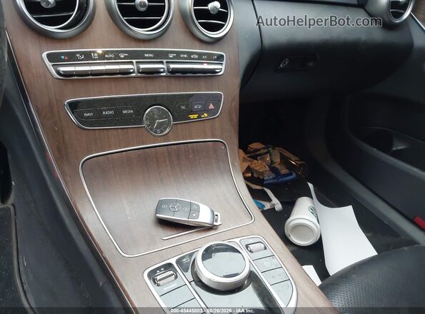 55SWF8DB5LU323614 2020 MERCEDES-BENZ C-CLASS Red Առջևի վահանակի տեսք
