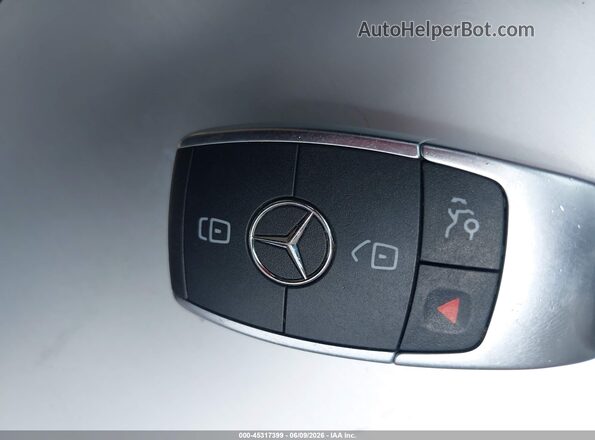55SWF8DBXKU291080 2019 MERCEDES-BENZ C-CLASS Blue Dashboard view