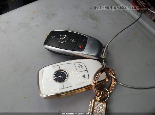 55SWF8DBXLU328999 2020 MERCEDES-BENZ C-CLASS Black Вид панелі приладів