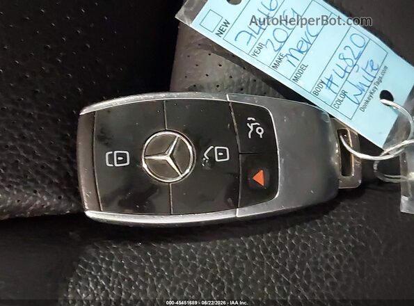 55SWF8EB0KU314820 2019 MERCEDES-BENZ C-CLASS White წინა პანელის ხედი