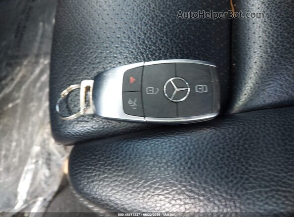 55SWF8EB4KU285435 2019 MERCEDES-BENZ C-CLASS Gray Dashboard view