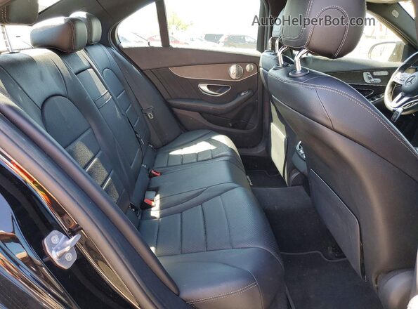 55SWF8EB5LU325698 2020 MERCEDES-BENZ C Black Vista de los asientos traseros