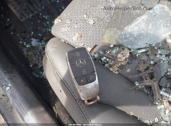 55SWF8EB8KU302589 2019 MERCEDES-BENZ C-CLASS Черный Вид панели приборов