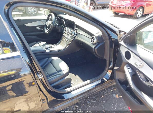 55SWF8EB9KU321958 2019 MERCEDES-BENZ C-CLASS Black Front interior view