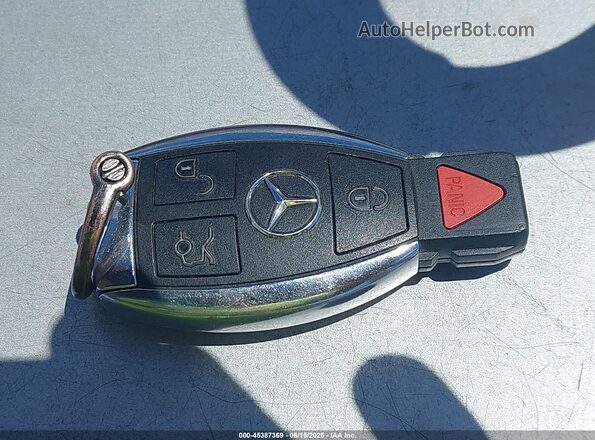 55SWF8GB8HU207679 2017 MERCEDES-BENZ AMG C 63 Black Vista del salpicadero