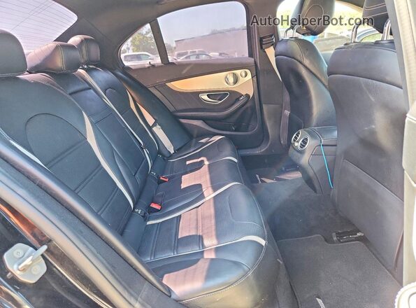 55SWF8HB9JU246771 2018 MERCEDES-BENZ C Black Vista de los asientos traseros