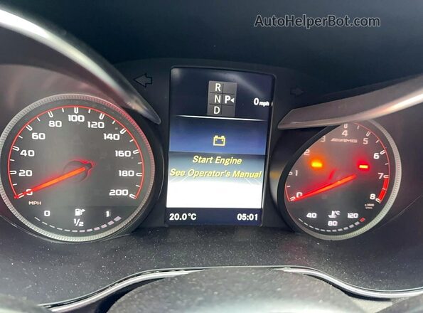 55SWF8HB9JU246771 2018 MERCEDES-BENZ C Black Vista del compartimento del motor