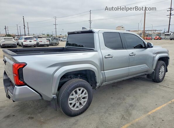3TMKB5FN6TM062846 2026 TOYOTA TACOMA Silver Przód prawy