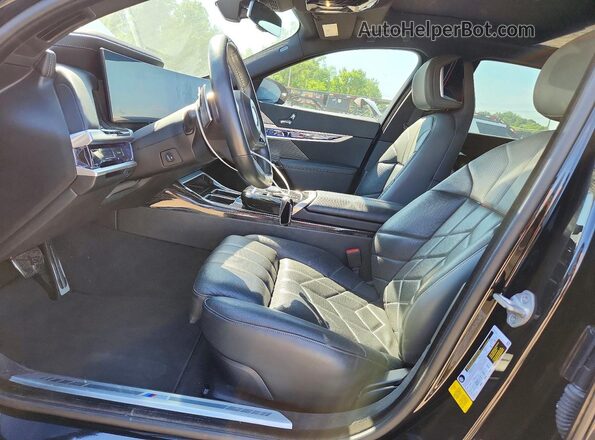 WBA23EH08RCP36954 2024 BMW 7 SERIES Black Vista del salpicadero
