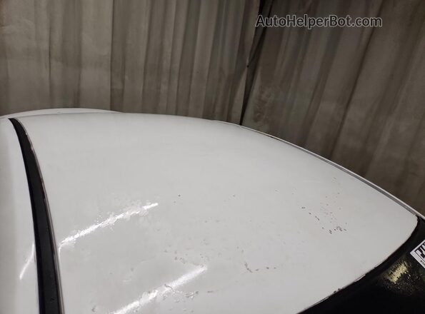3MYDLBYVXJY311299 2018 TOYOTA YARIS White 
