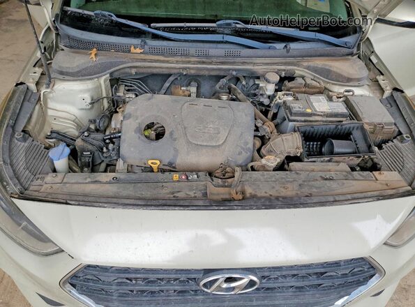 3KPC24A34JE015312 2018 HYUNDAI ACCENT Beige Вид підкапотного простору