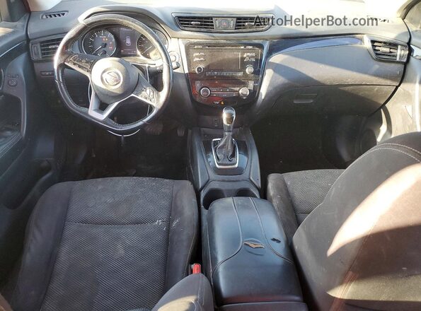 JN1BJ1CR2JW254574 2018 NISSAN ROGUE Red 