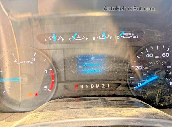 1FDRF3GT1JEB69774 2018 FORD F350 Белый Вид щитка приборов